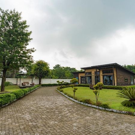 Saffronstays Paradise Pines, Dehradun - Cliff Villa With Valley & Forest Views Exterior foto