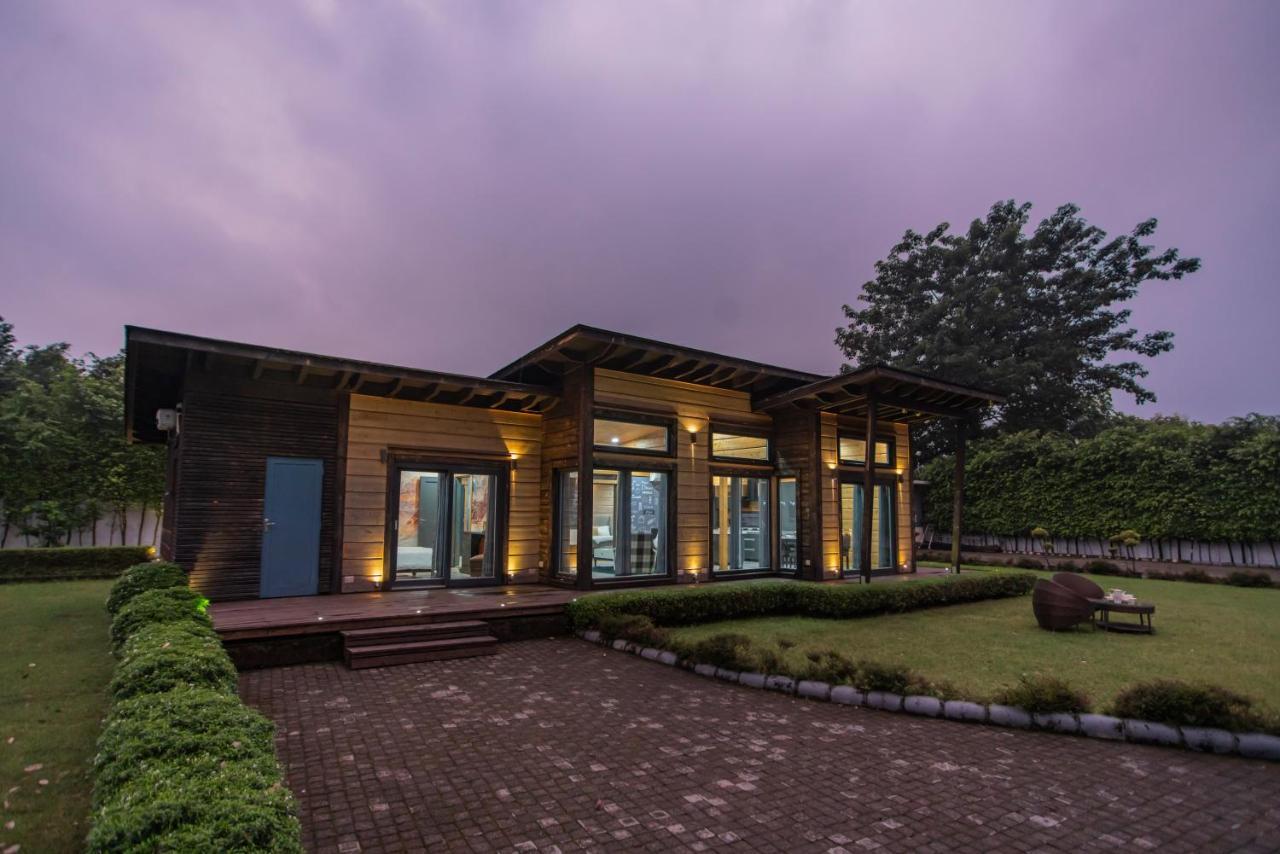 Saffronstays Paradise Pines, Dehradun - Cliff Villa With Valley & Forest Views Exterior foto